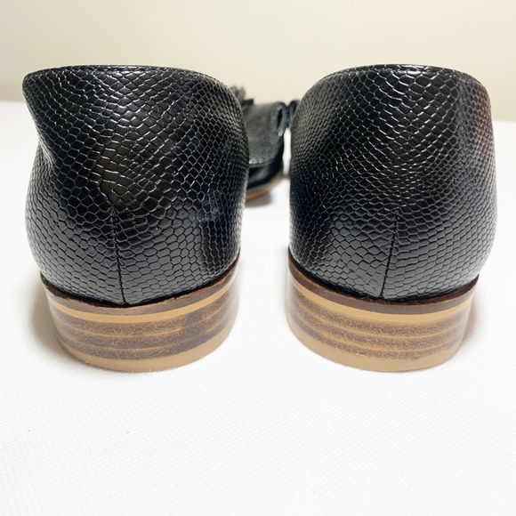 Beast Women’s Flats Size 7 - Picture 4 of 5